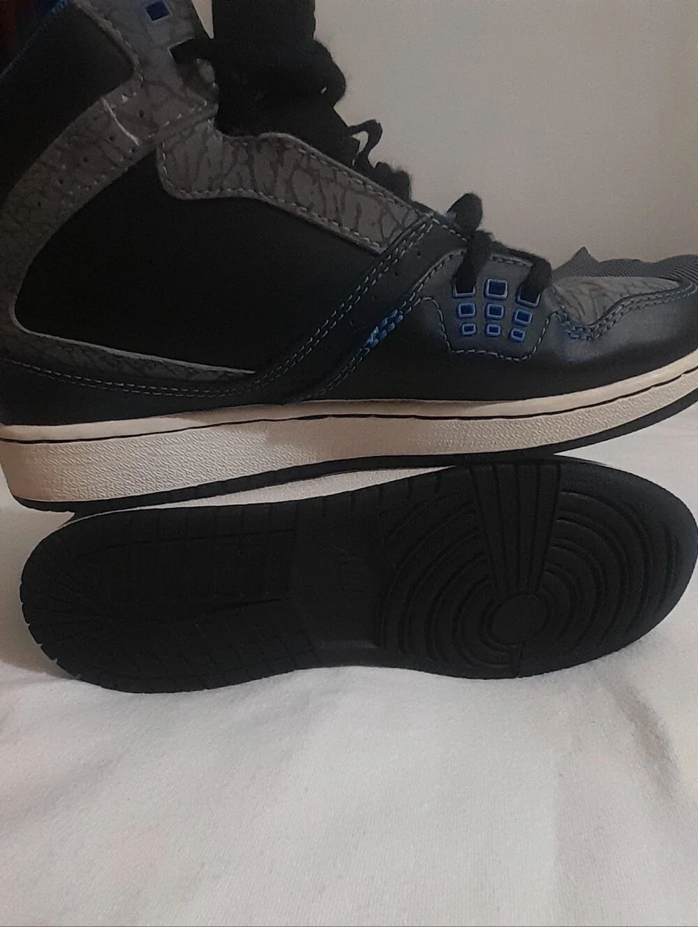 Jordan Kids' Black & Gray Basketball Sneakers
